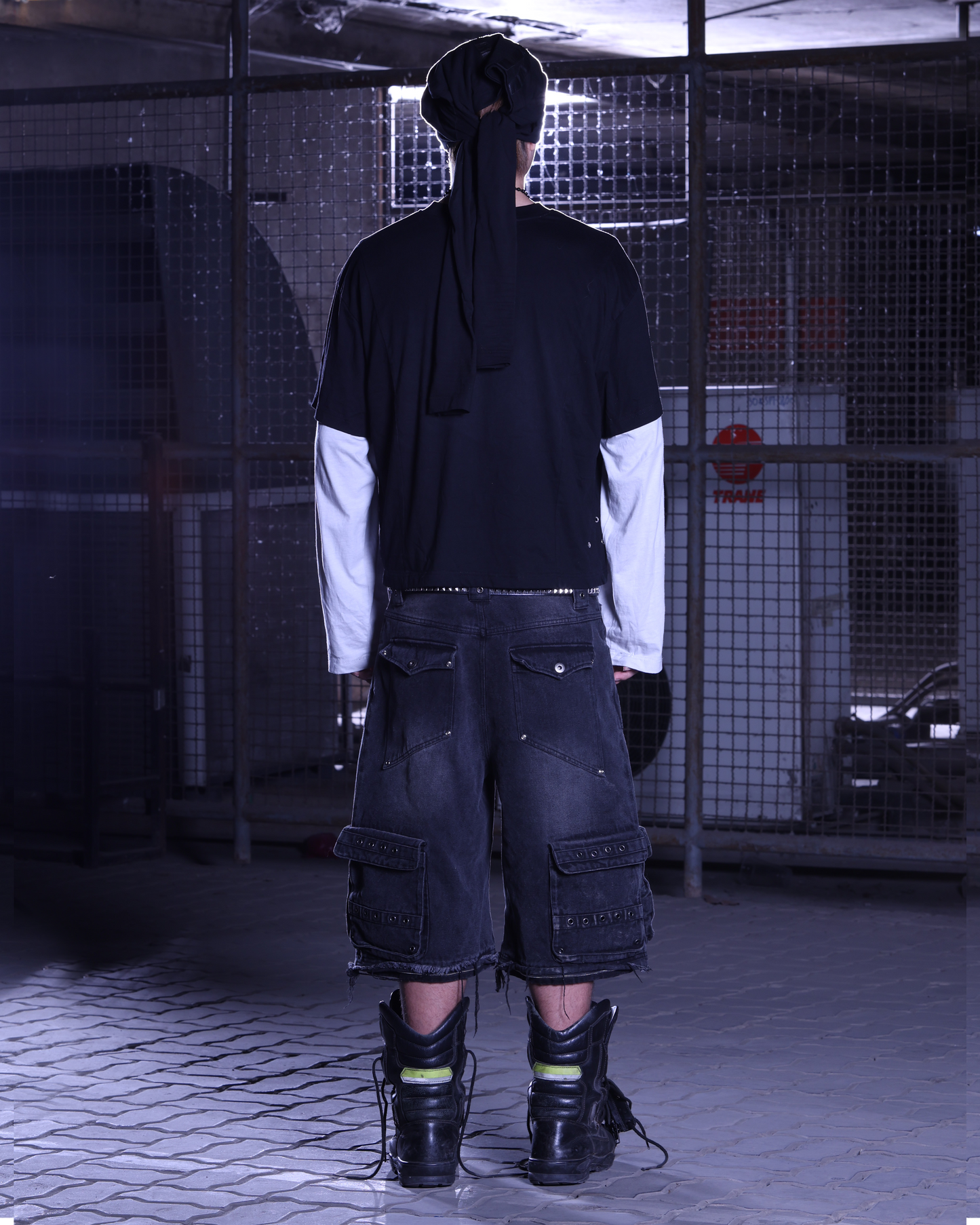 NIGHTCRAWLER LONG SLEEVE