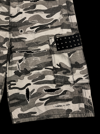 SNOW CAMO SHORTS