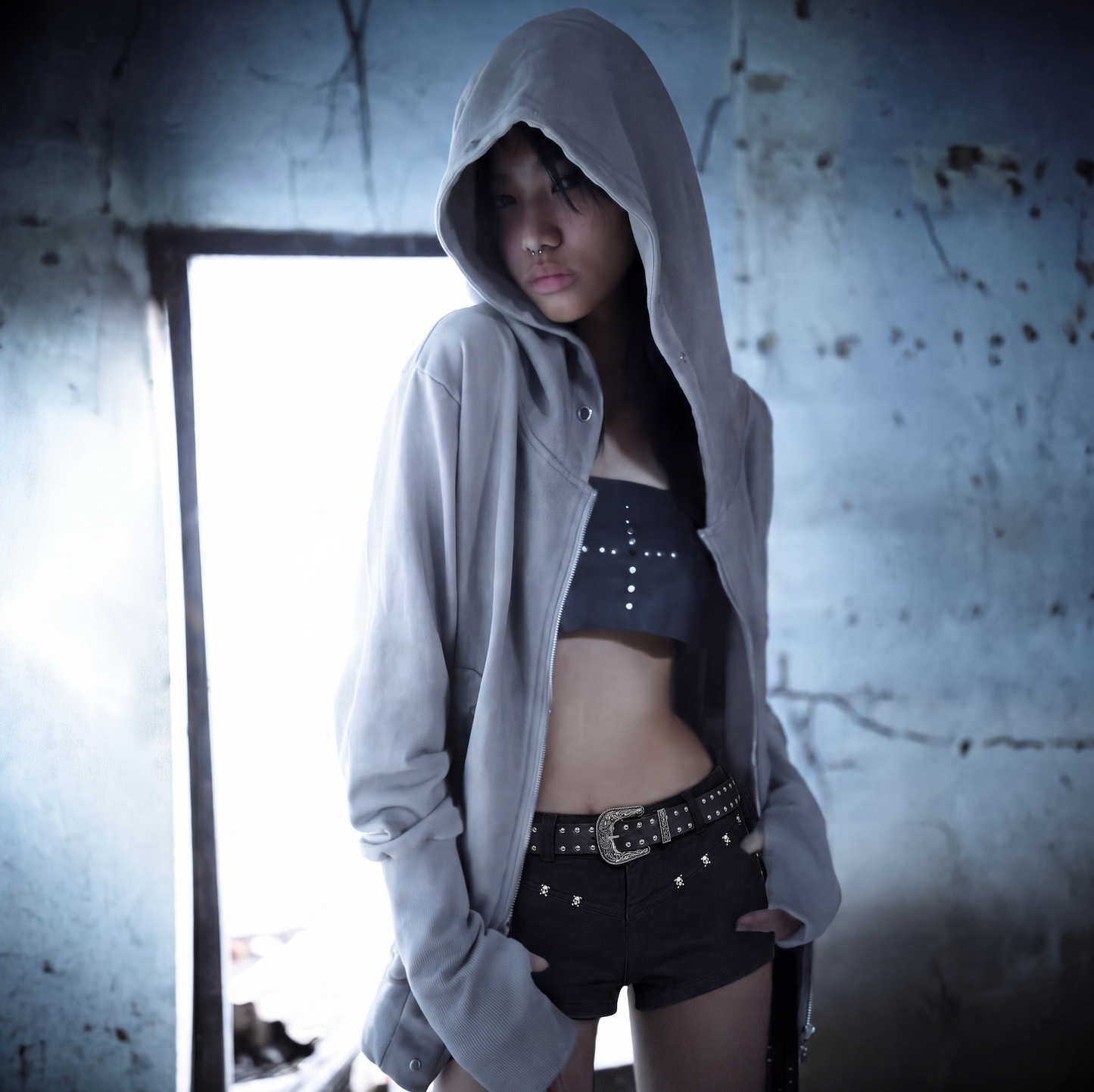 ROXY STUDDED LOW RISE SHORTS (BELT INCLUDED)